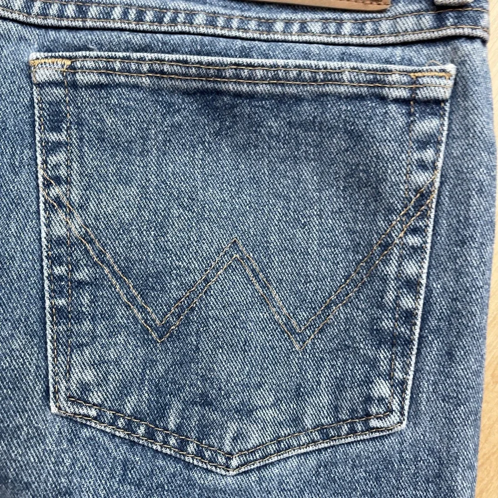 Wrangler Denim Jeans Men's 42x32 Blue Light Wash Regular Fit Straight Leg